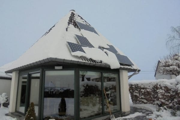 Installation photovoltaïque en hiver