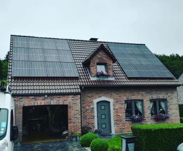 Installation de panneaux photovoltaïques à Stembert, Liège